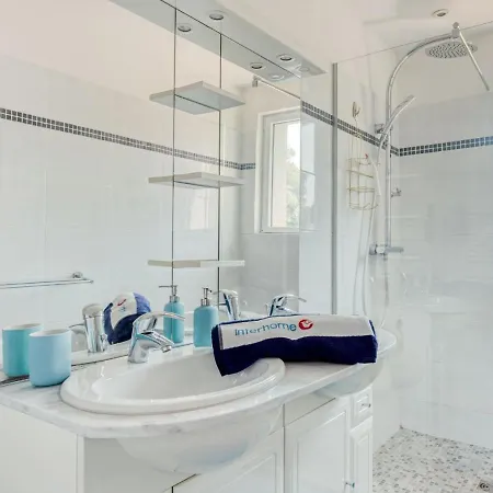 Holiday home Les Nanous By Interhome Saint-Raphael (Var)